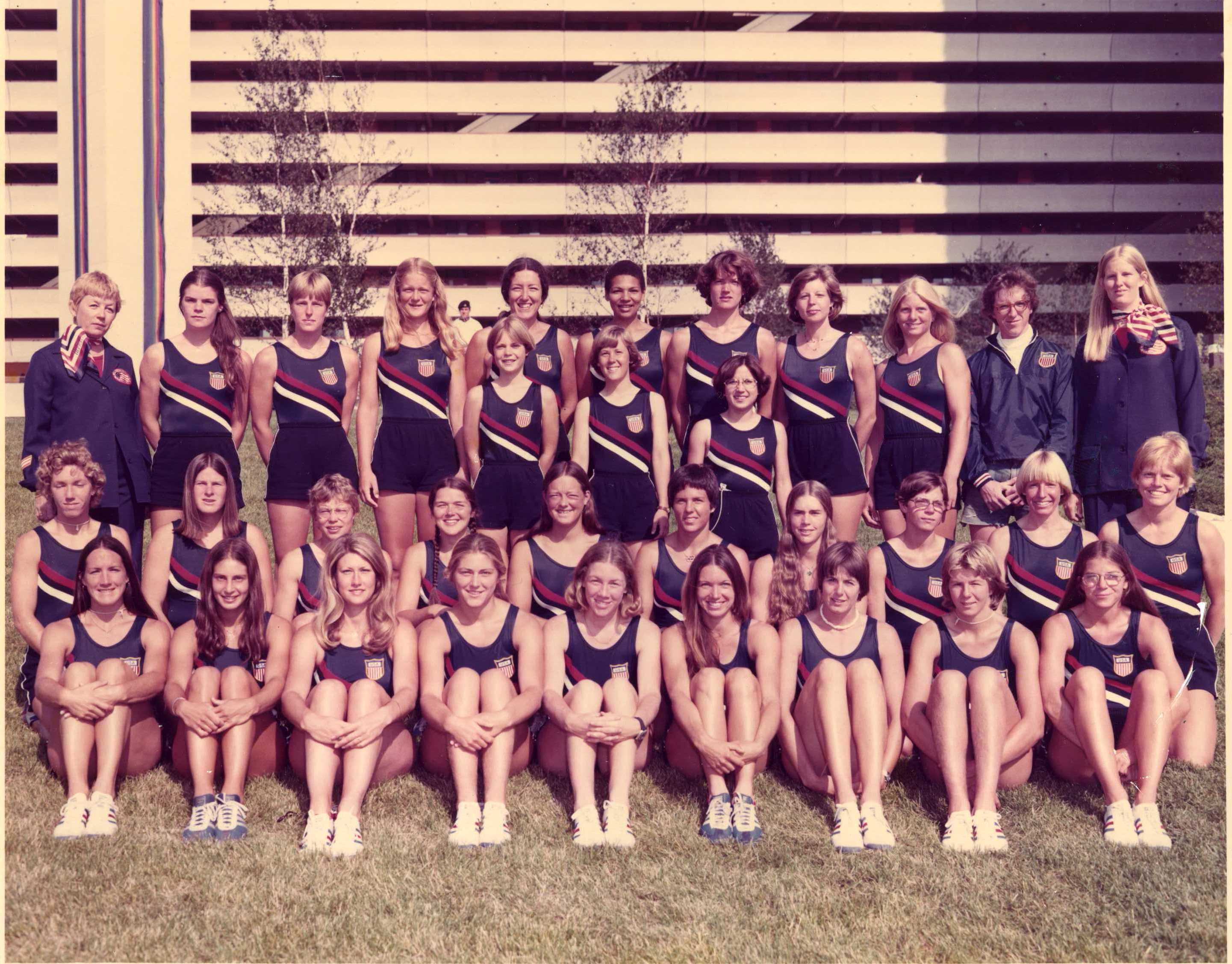 1976_womens_rowing_team.jpg